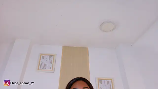 Chloe_adams_1