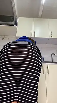 Chloee_Peach webcam