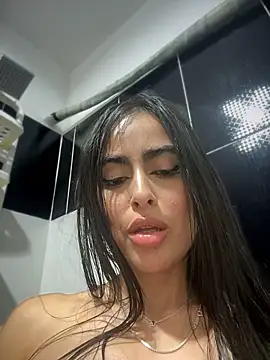 Alexandra_duque