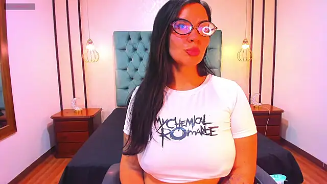 Hannah_Cross webcam