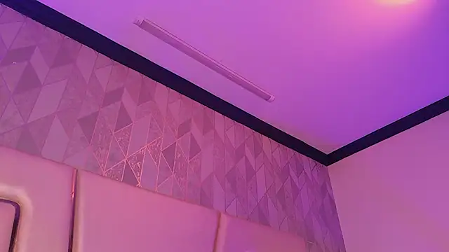 HatsaJones webcam