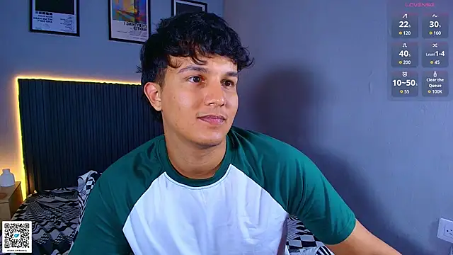 Leo_Savage_ webcam