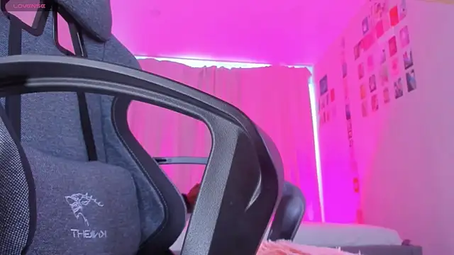 Eva_Harper webcam