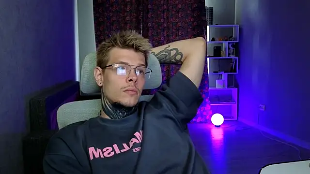 DENIS_HERE webcam