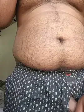 Mallu_pinkhead webcam