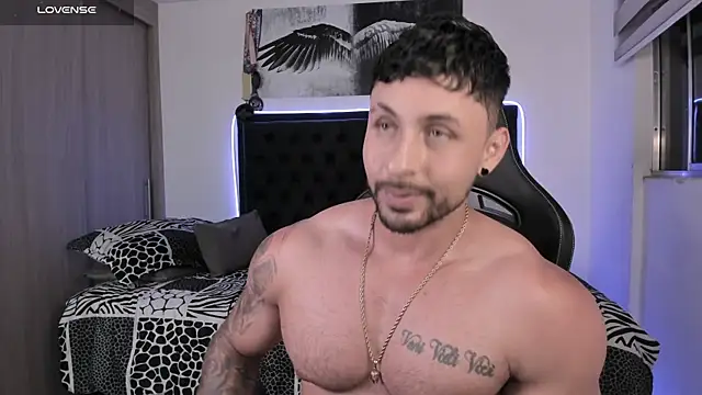 santi_aesthetic webcam