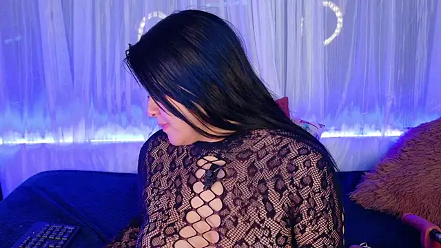 Victoria_J webcam