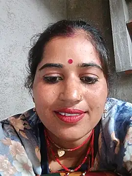 Hot_kamla