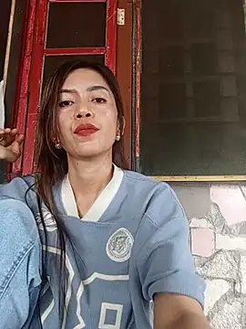 egisartika live cam on StripChat