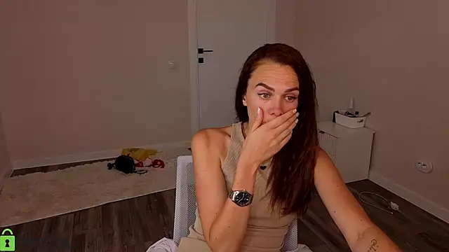 Nicea_Harrison webcam