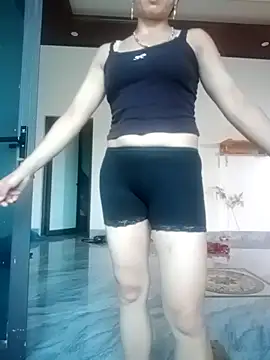 Bella-lynlyn webcam