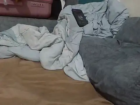 nasty-petite webcam