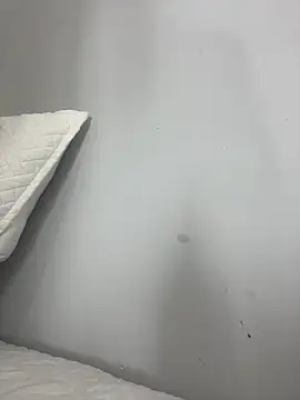Gia_Valenti_ webcam