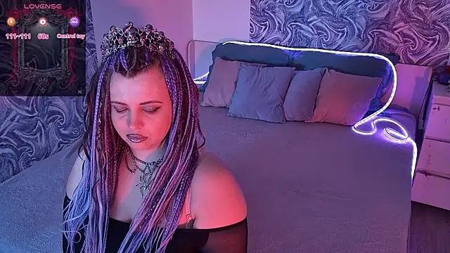 Miss_Maya_Mils webcam