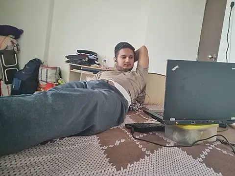IM_NAUGHTY_JON webcam