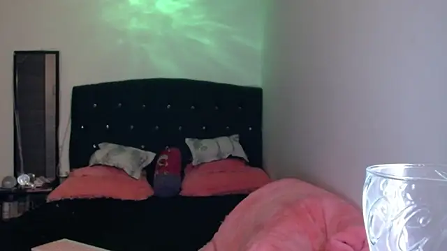 holy_juli webcam