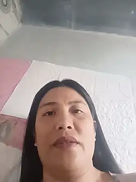 Uniquebeauty32 webcam