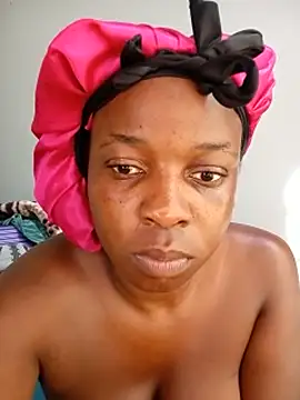 YummyBoobs_ webcam
