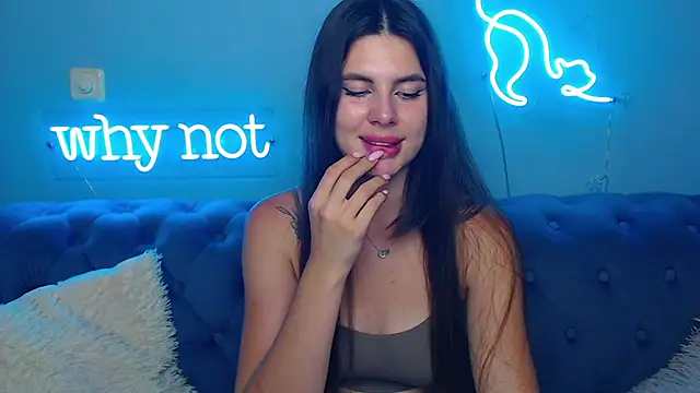 ViollinaLove webcam