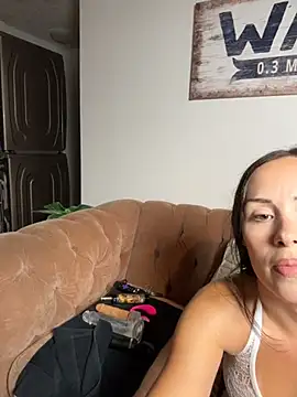 Gardenxxrose webcam