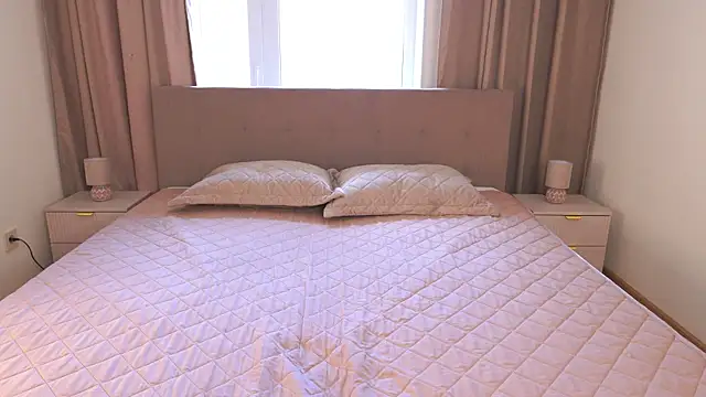 SusanaHallet webcam