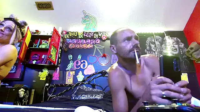 DaddyAndSplashQueen webcam
