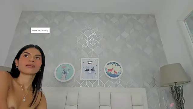 naia_cox webcam