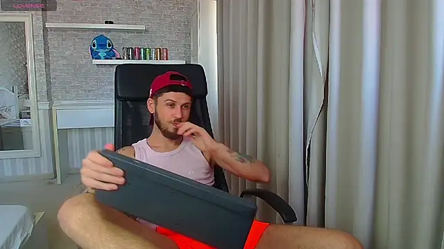 JonahShaw webcam