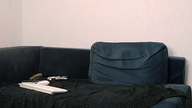 EmilyJenner webcam