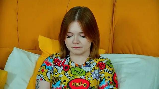 ElinaVale webcam