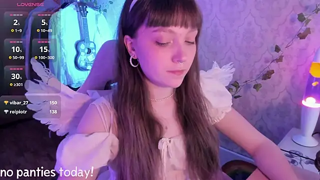 RileyNymph webcam