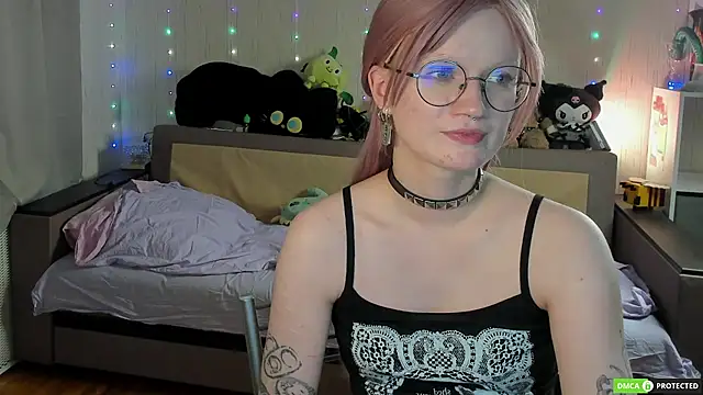 JulietFowler webcam