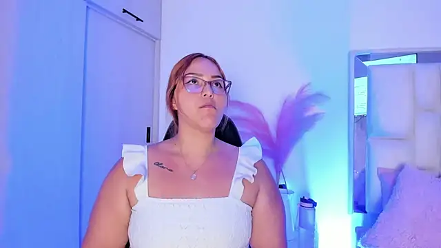 LeahxBarker webcam