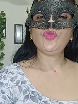 BhabhiPooja69 webcam