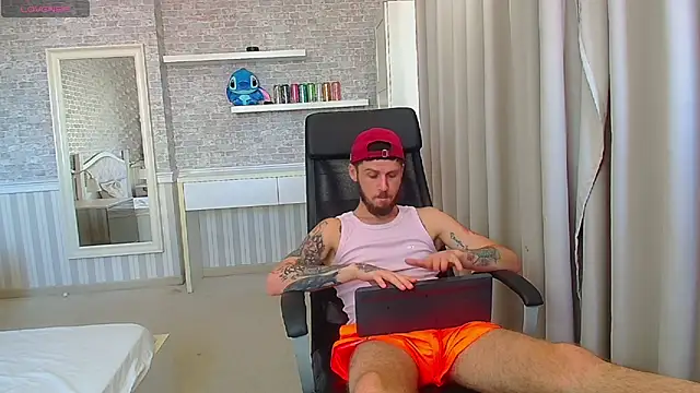 JonahShaw webcam