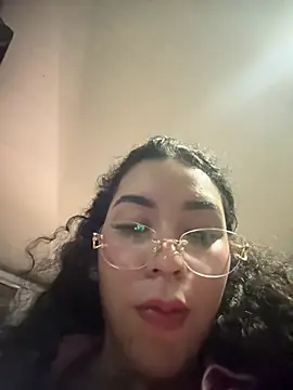 VictoriaaRose webcam