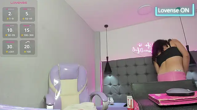 scarletcherry18 webcam