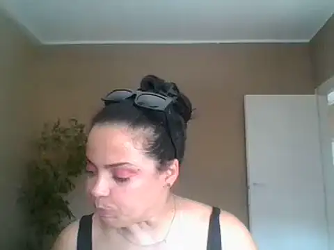 ITALIANASISIXX webcam