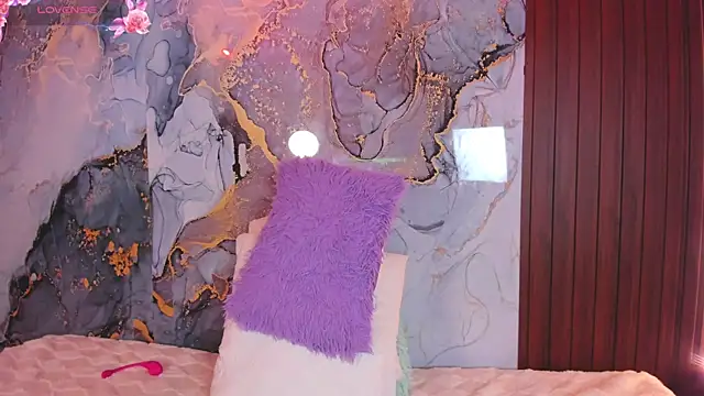 Mey_moon live cam on Stripchat