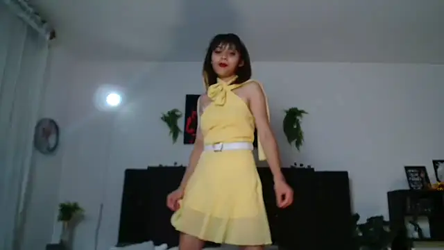 SKARLETEEN webcam