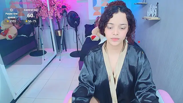 Maggy_t18 webcam