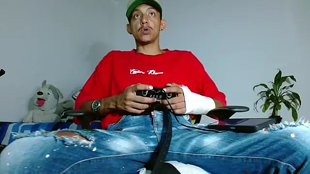 skinny23cm webcam