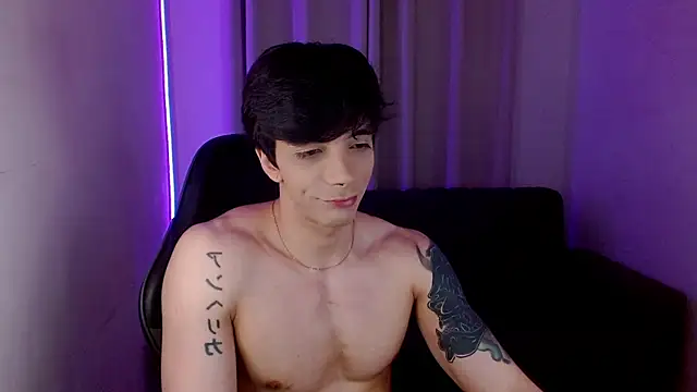 H3ll_B0I webcam