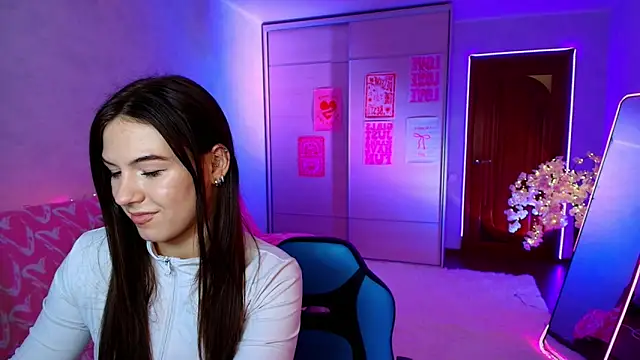 luna_lust_212 webcam