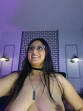 Amber_gold_ webcam