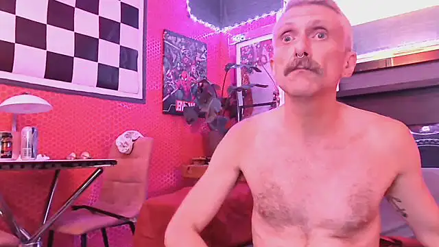 your-new-hoT-uncle webcam