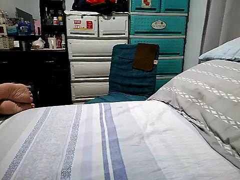 nhayasquirt webcam