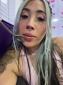 ManuelaVeeleez webcam