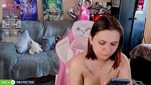 Chloe_Cherrys webcam