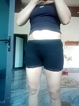 Bella-lynlyn webcam